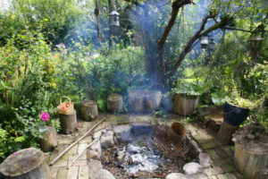 Lagerfeuer im Garten Was ist erlaubt? + Ideen & Tipps